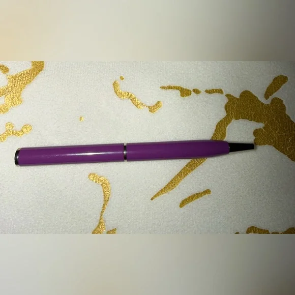 Coach Violet Pen with Silver Details - Picture 2 of 3